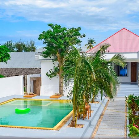 Uhuru House And Restaurant Nungwi Ngoại thất bức ảnh