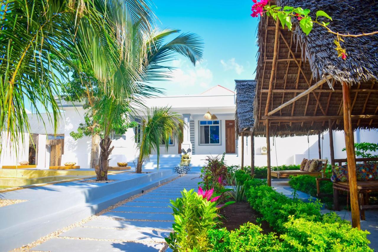 Uhuru House And Restaurant Nungwi Ngoại thất bức ảnh